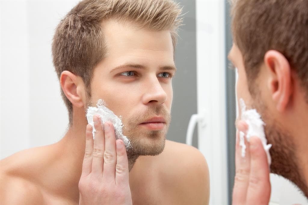  ¿Cuál es la importancia del cuidado facial en el hombre?