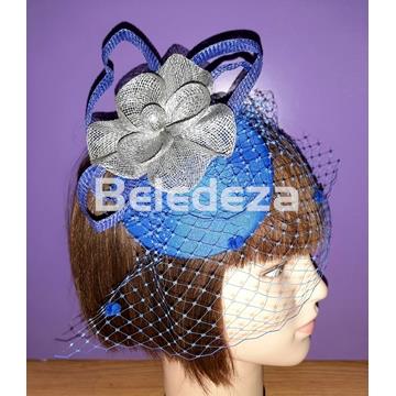 TOCADO BASE AZULÓN CON FLOR EN PLATA - Imagen 1